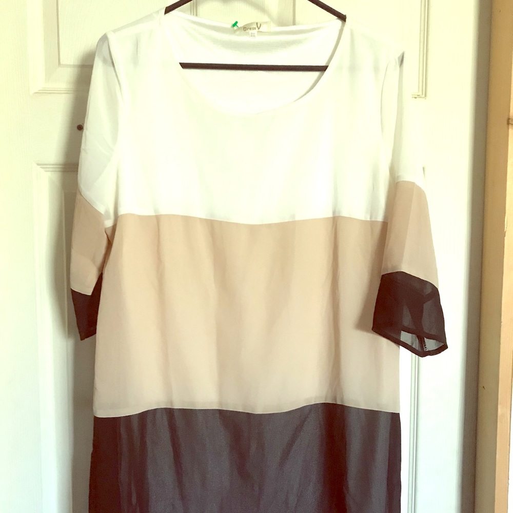 3 panel dress size L